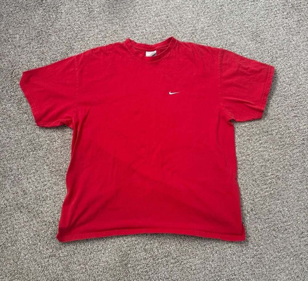 Vintage 90s Nike Silver Tag Embroidered Swoosh T-Shirt Red